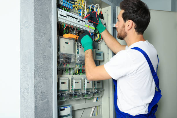 Best Electrical Contractors for Businesses  in Mauston, WI